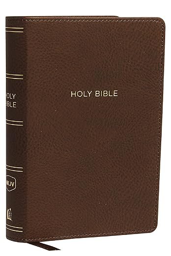 NKJV, Reference Bible, Compact Large Print, Leathersoft, Brown, Red Letter, Comfort Print: Holy Bible, New King James Version