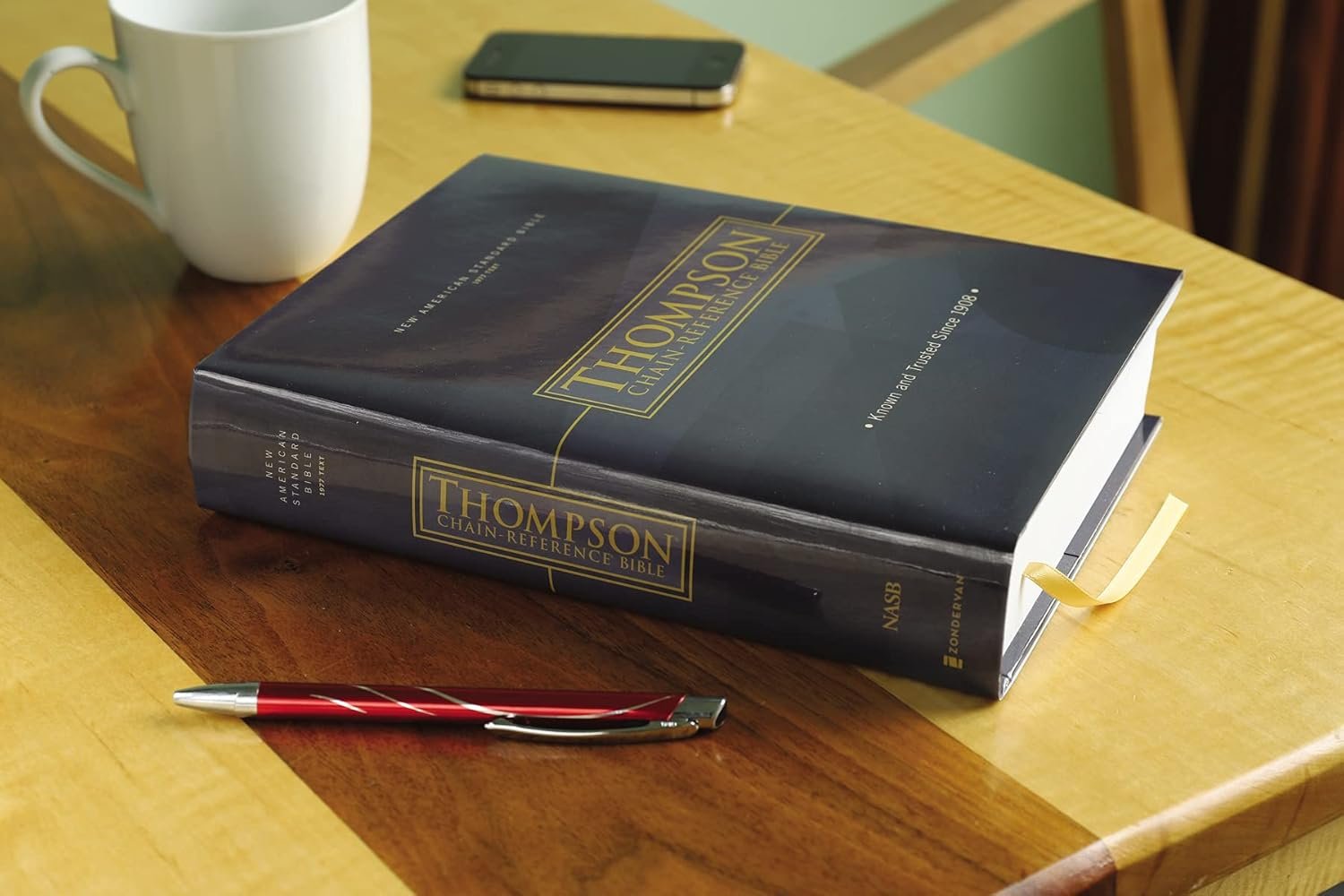 NASB, Thompson Chain-Reference Bible, Hardcover, Red Letter, 1977 Text Hardcover - Image 2
