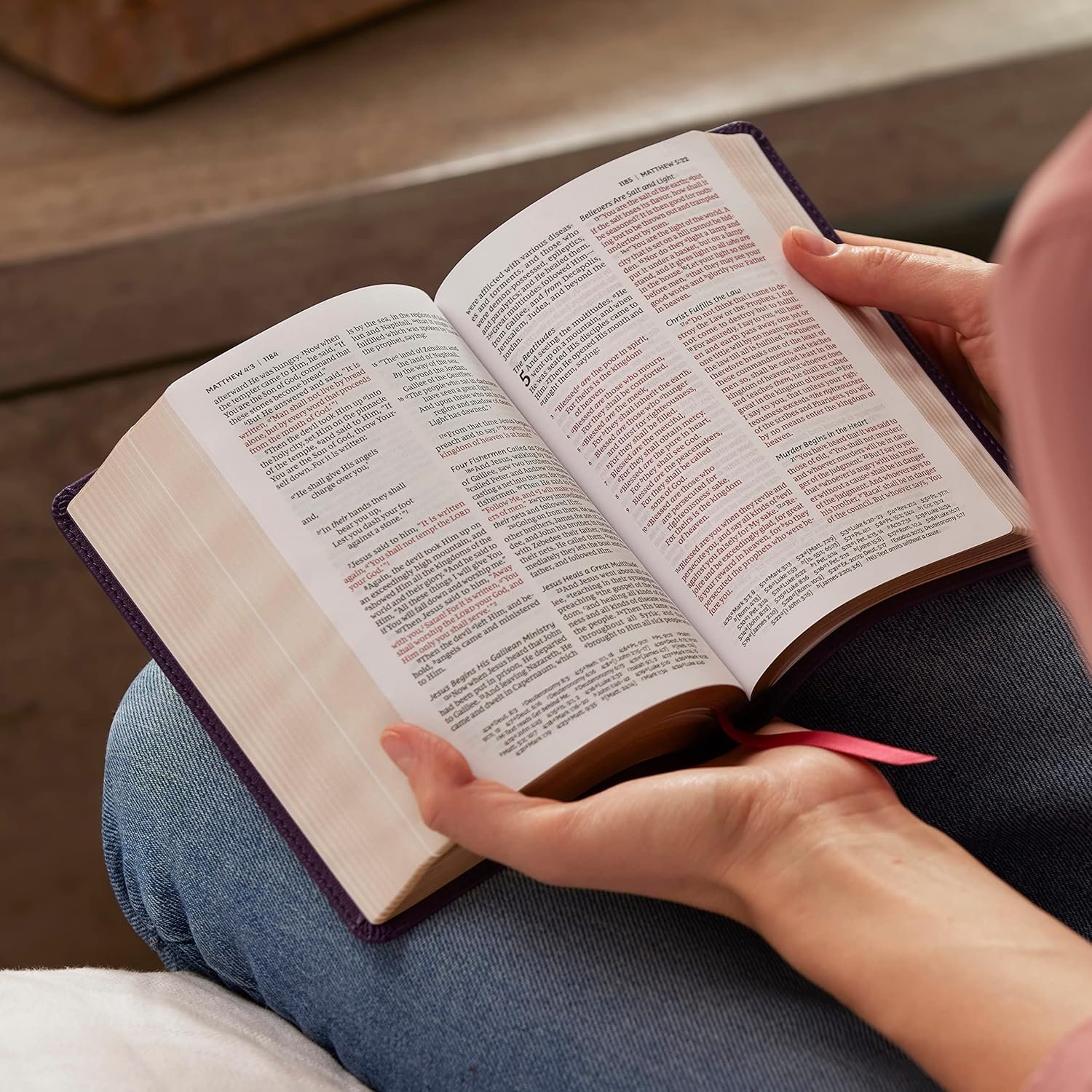 NKJV, Compact Reference Bible (Purple Leathersoft) - Image 3