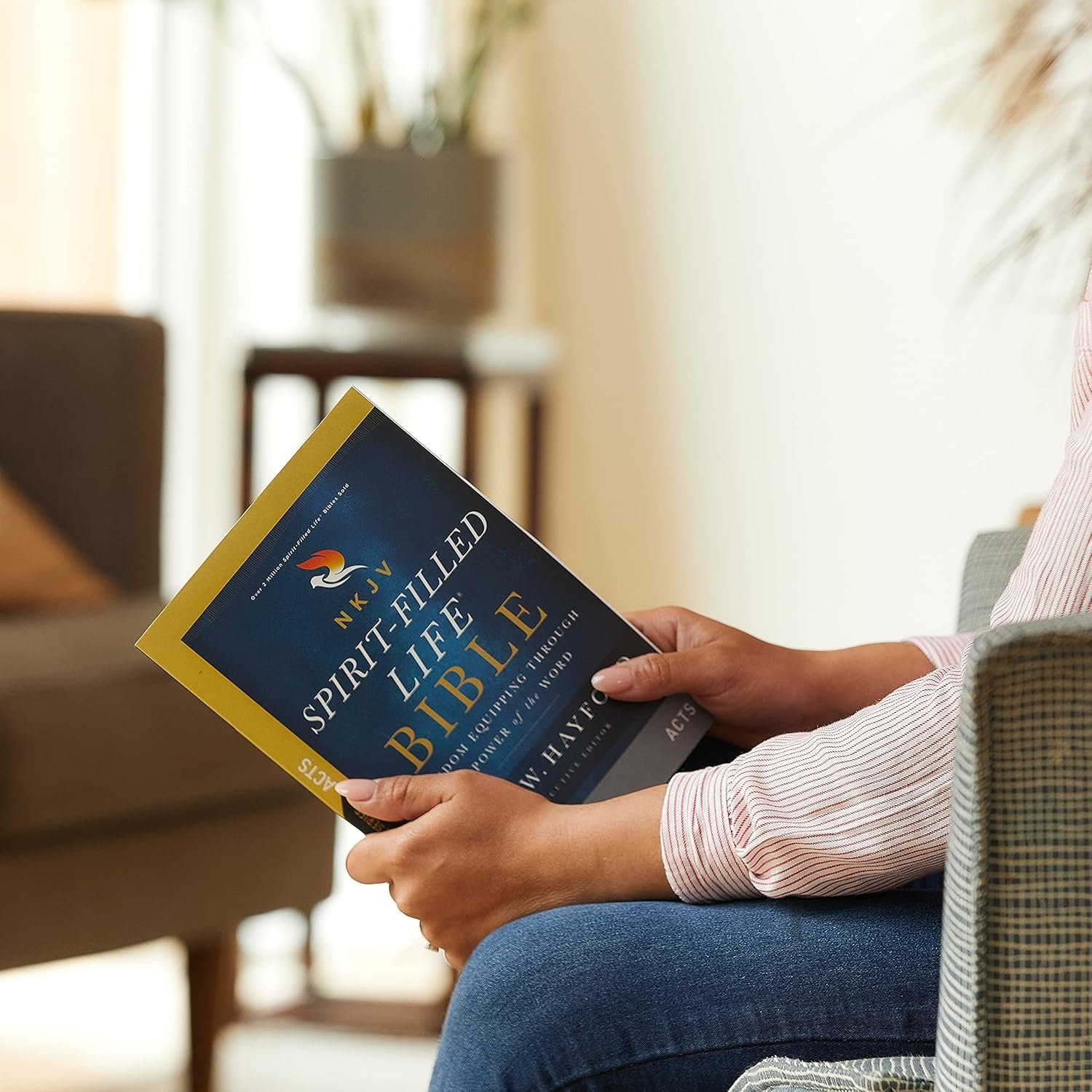 NKJV Spirit-Filled Life Bible, By the Book Series Acts - Image 4